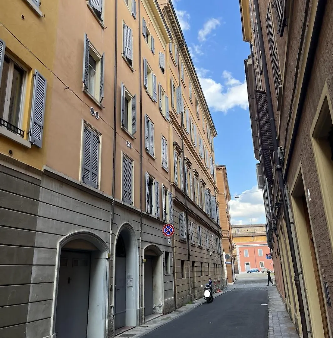 B&B Modonella - City Center Apartment Modena