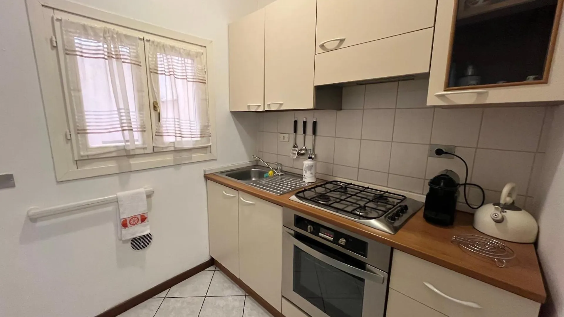 B&B Modonella - City Center Apartment Modena